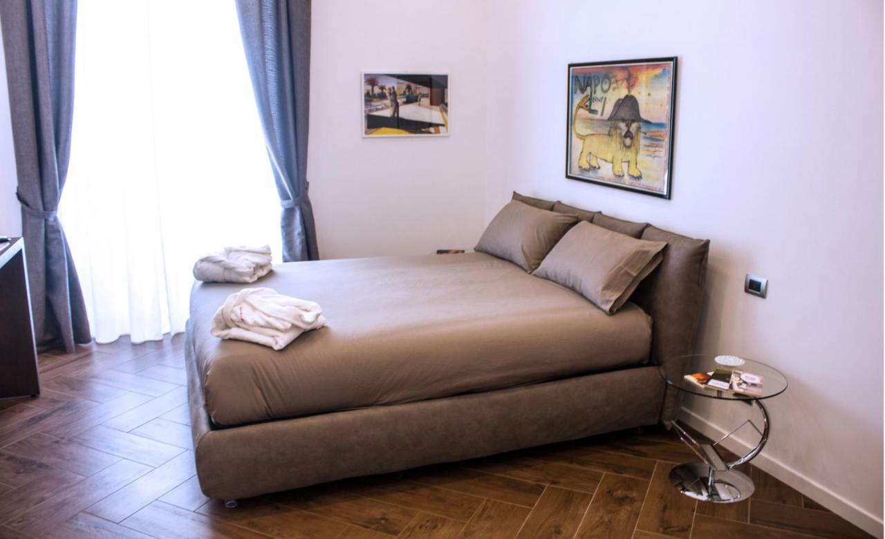 Agora' Dei Mille Bed and Breakfast Neapel Exteriör bild